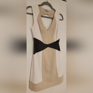 Bebe Cream/White/Black Dress Size 4